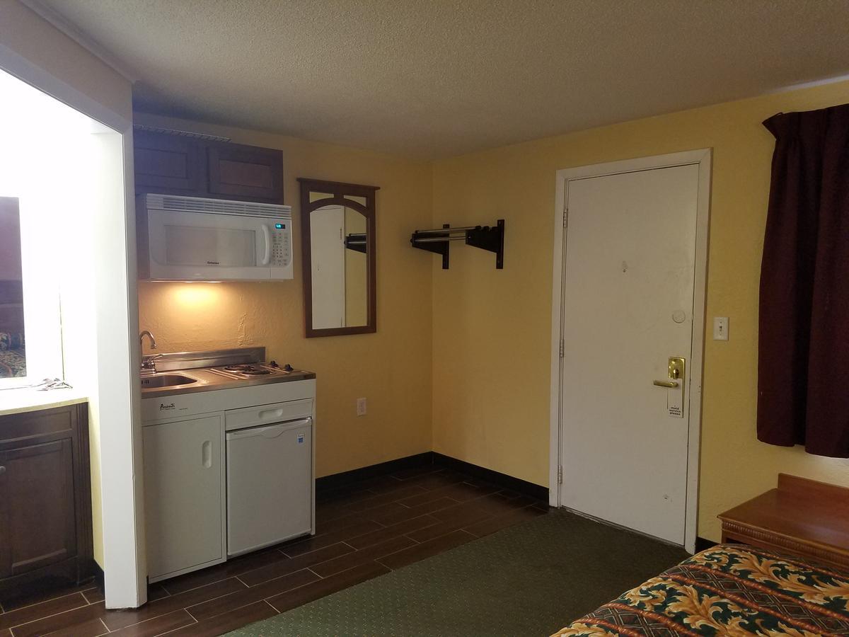 Budget Inn - Keokuk Bagian luar foto