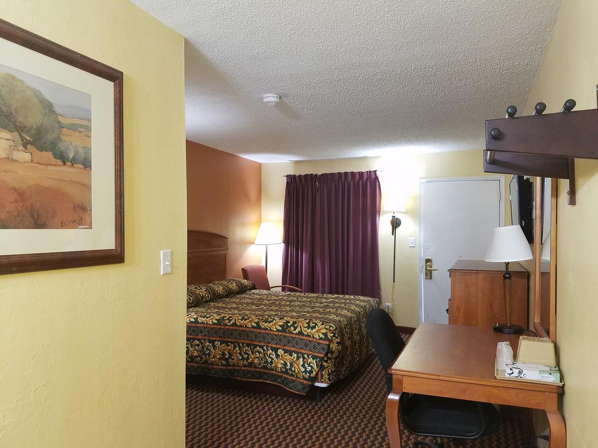 Budget Inn - Keokuk Bagian luar foto